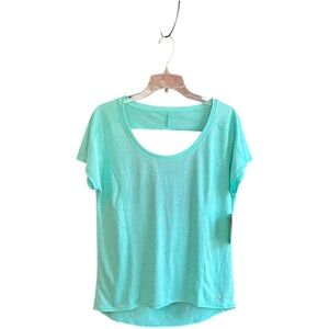 NWT Xersion quick-dri mint green polyester athletic top with back opening Sz M
